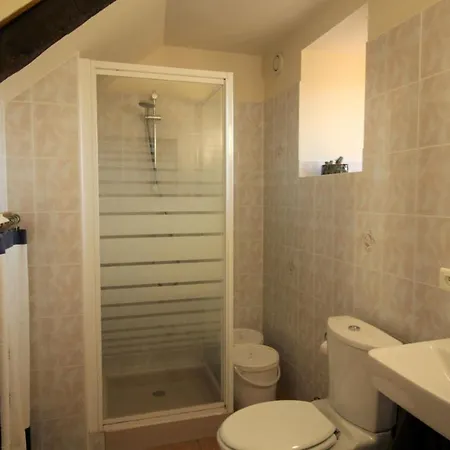 Des Chirons, 30mins Puy Du Fou