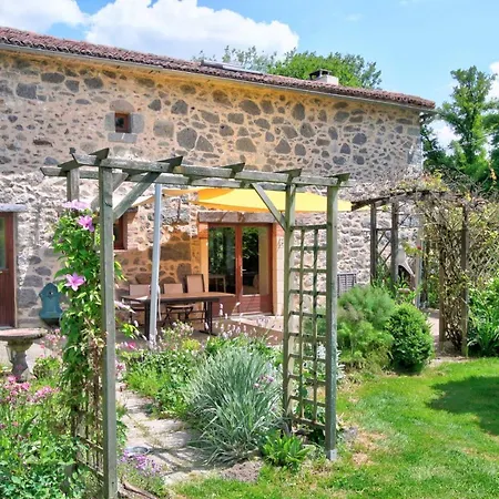 بيت للعطل Des Chirons, 30mins Puy Du Fou La Foret-sur-Sevre