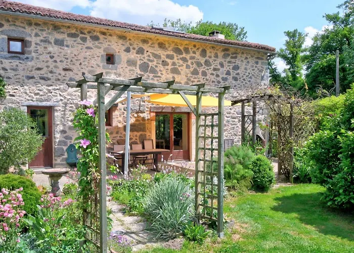 Сasa de vacaciones Des Chirons, 30mins Puy Du Fou La Foret-sur-Sevre